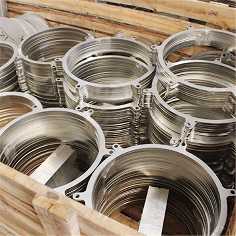 金屬高速高質量激光批量切割，無毛刺