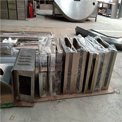 機殼設(shè)備件