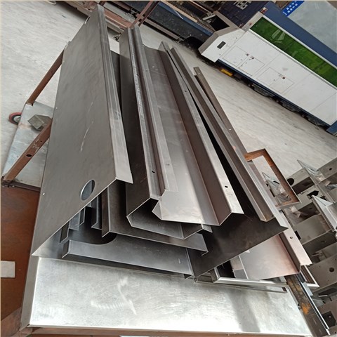 機殼設(shè)備件