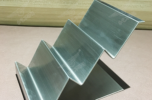 和藝鈑金展示行業(yè)案例(五) 和藝鈑金展示行業(yè)案例(五)