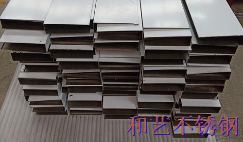 中山紫馬奔騰不銹鋼門框包邊項(xiàng)目 中山紫馬奔騰不銹鋼門框包邊項(xiàng)目