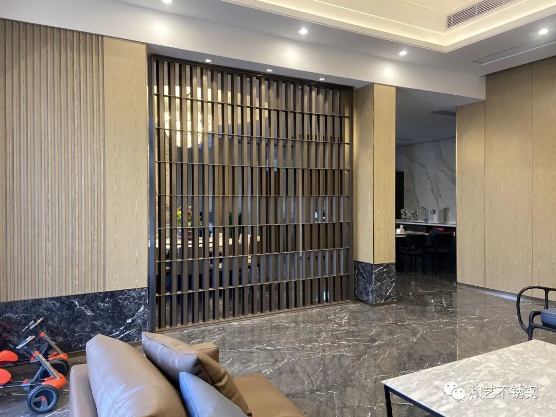 這里已安裝空調,請進來乘涼 這里已安裝空調,請進來乘涼