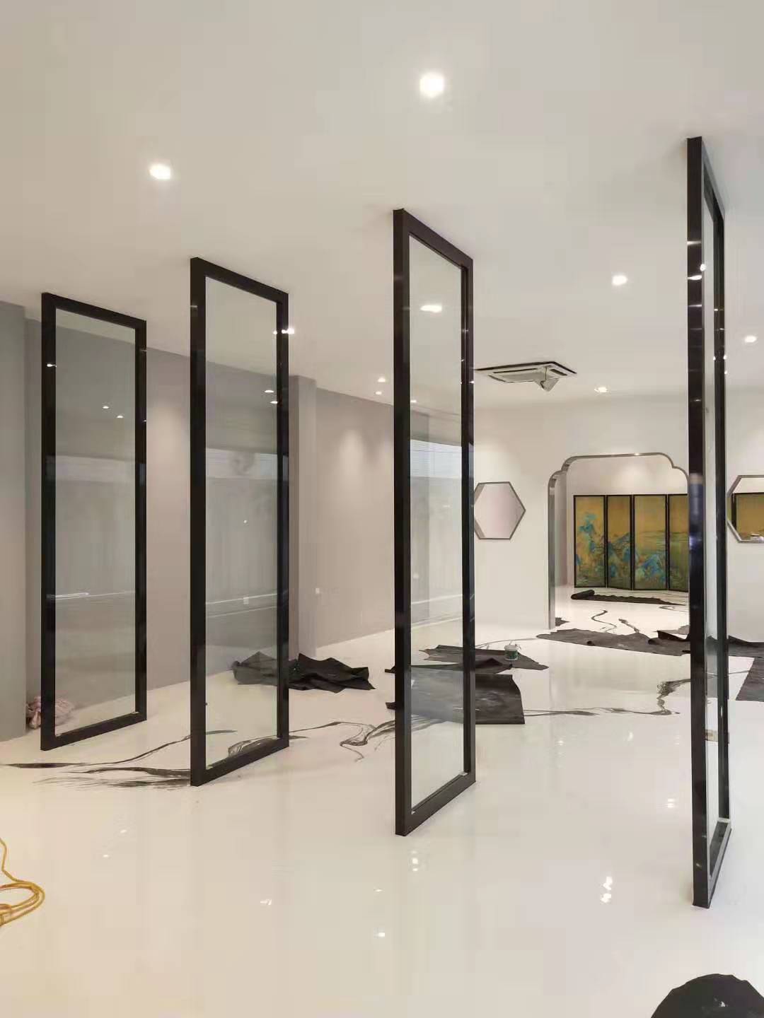 翰林才子：不銹鋼門(mén)框包邊